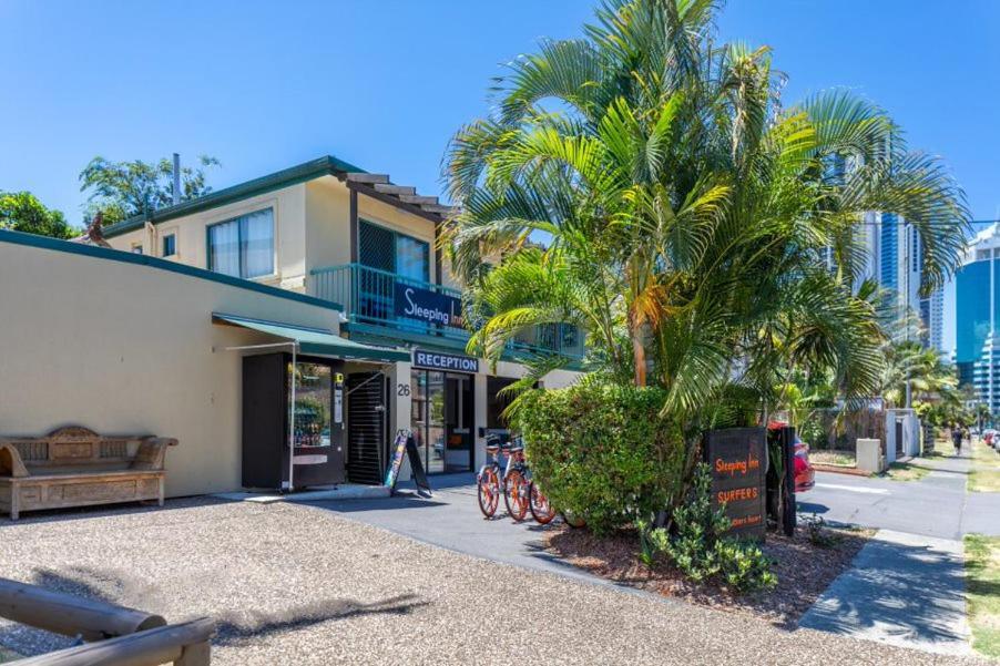 Sleeping Inn Backpackers Resort Gold Coast Esterno foto