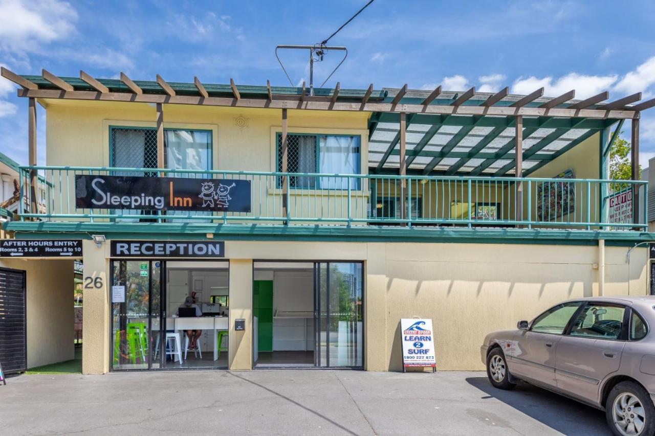 Sleeping Inn Backpackers Resort Gold Coast Esterno foto